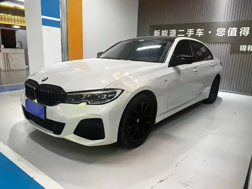 BMW 3 Series — фото 1