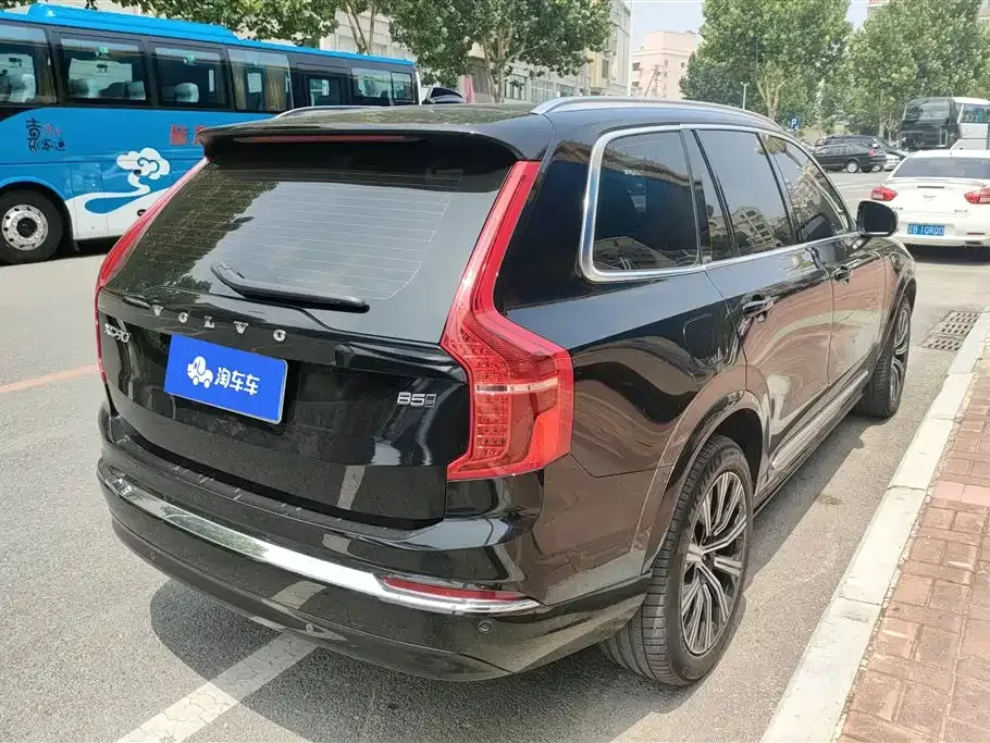 Volvo XC90 — фото 10