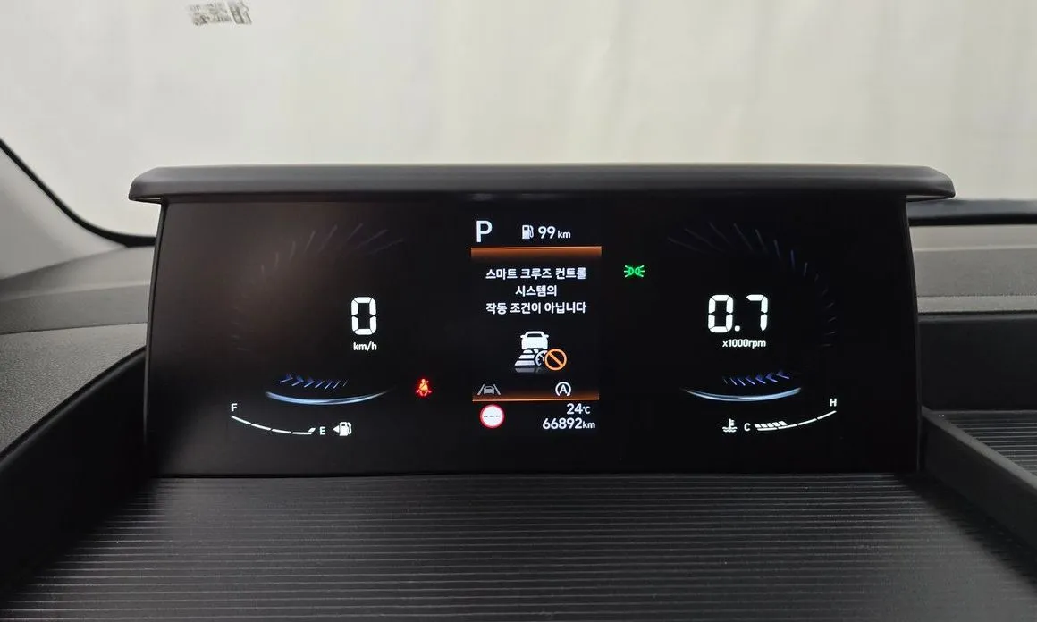 Hyundai Staria — фото 2