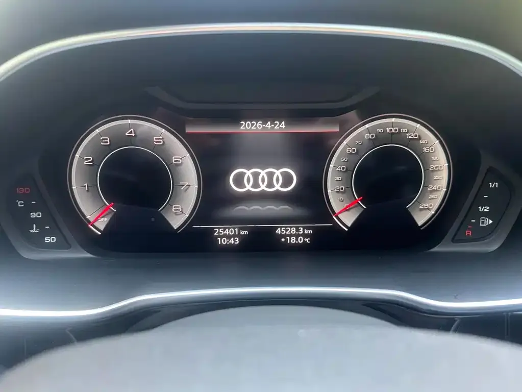 Audi Q3 — фото 2