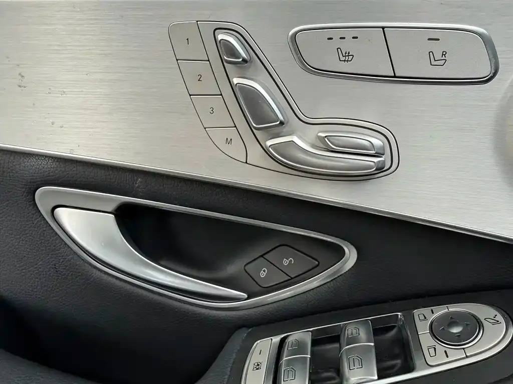 Mercedes-Benz GLC — фото 5
