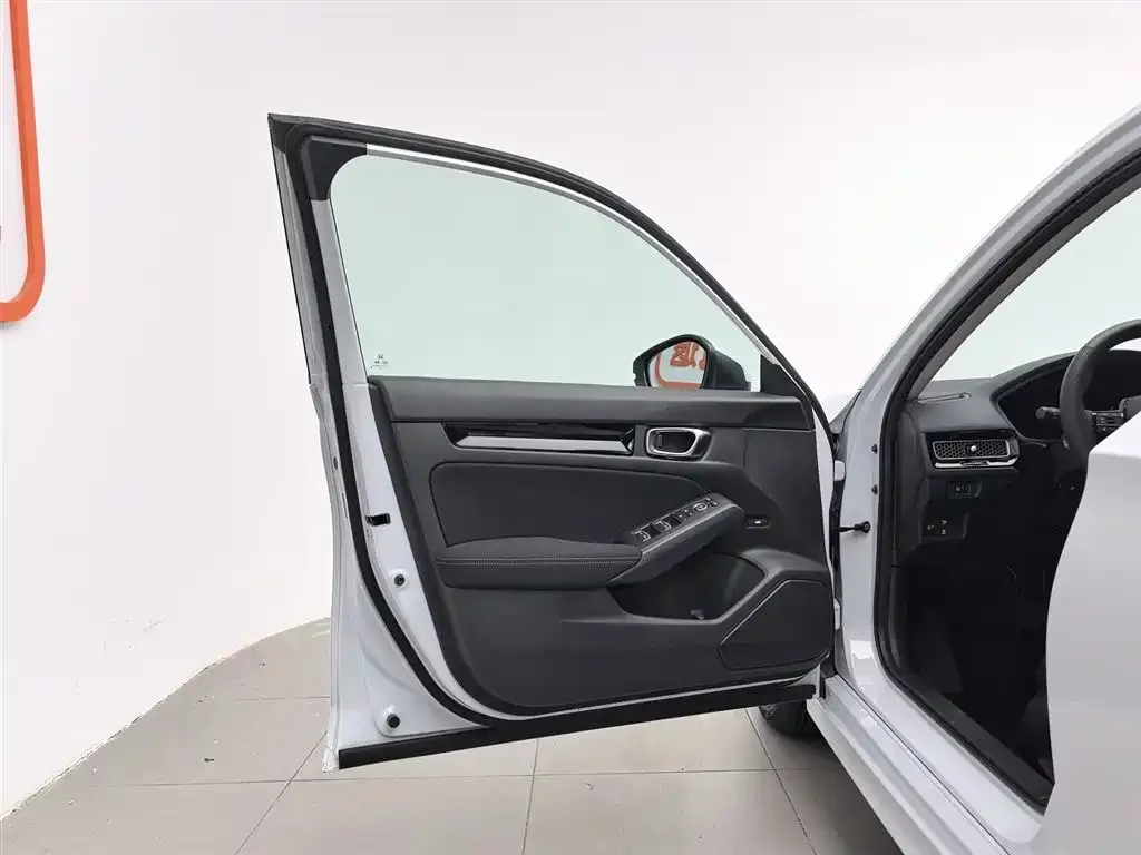 Honda Civic — фото 4