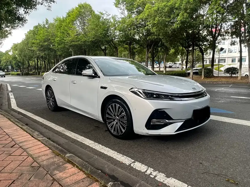 Geely 银河A7 EM — фото 5