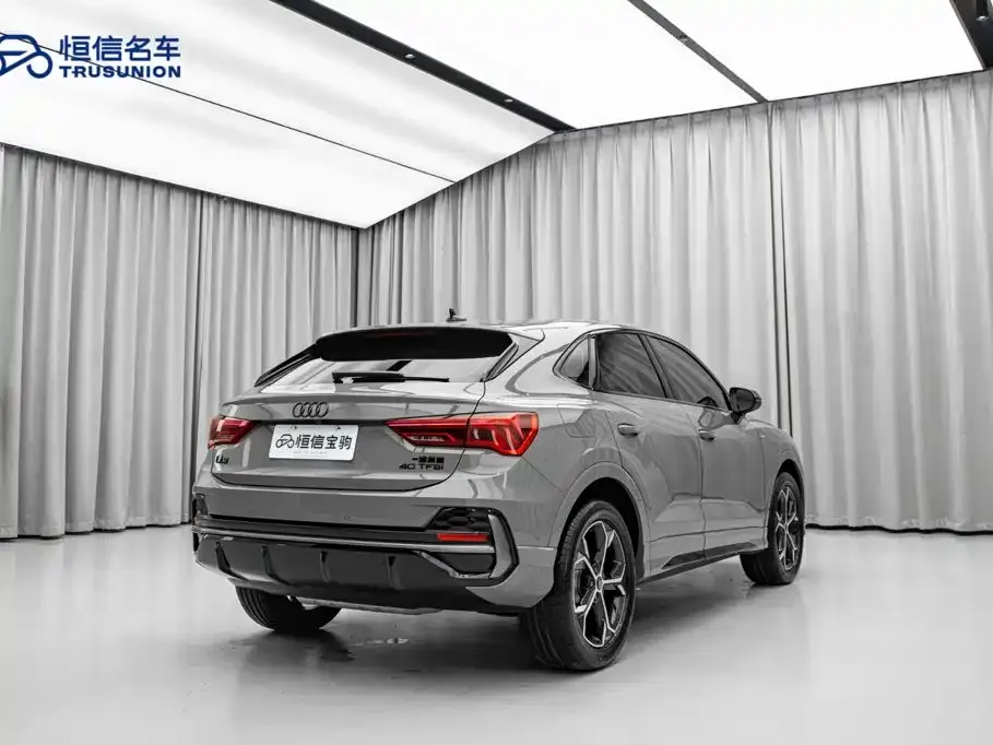 Audi Q3 Sportback — фото 5