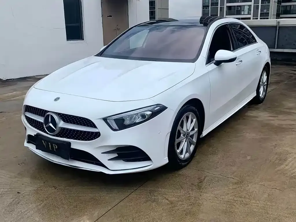 Mercedes-Benz A-Class — фото 1
