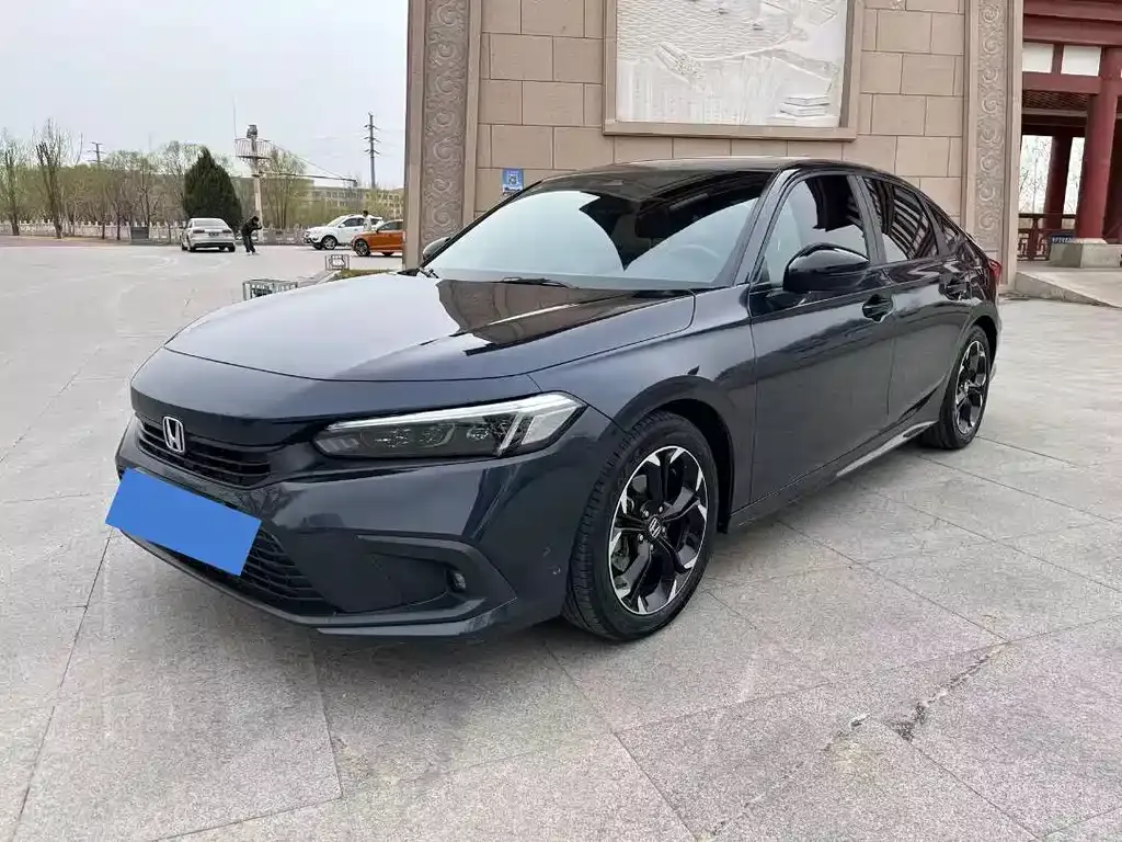 Honda Civic — фото 1