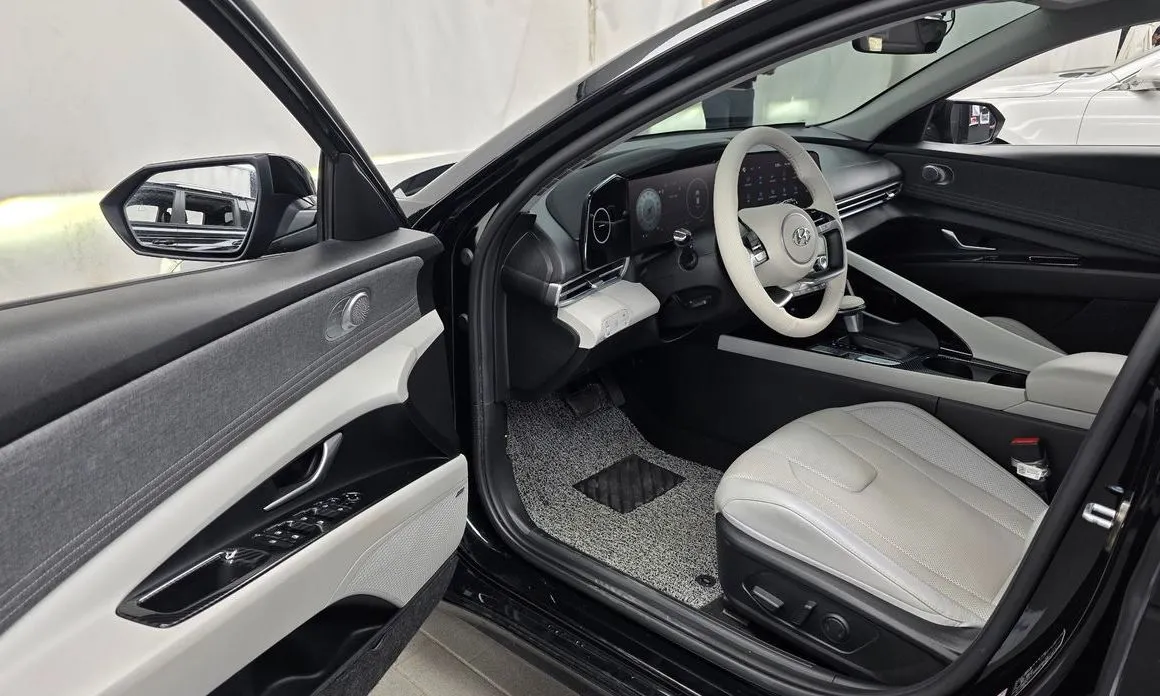 Hyundai AVANTE 2021 из KR, фото 5