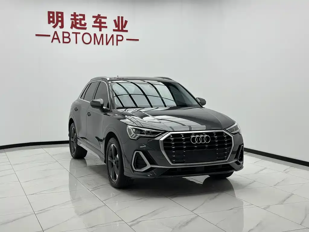 Audi Q3 — фото 5