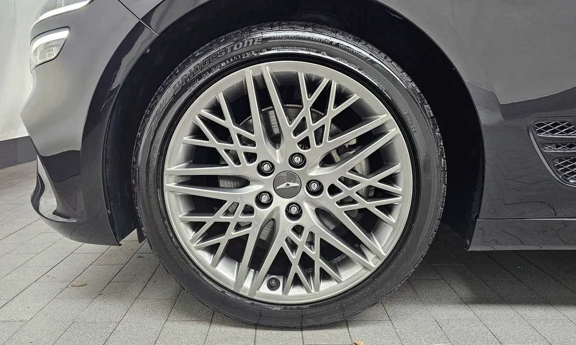 Genesis G70 — фото 9