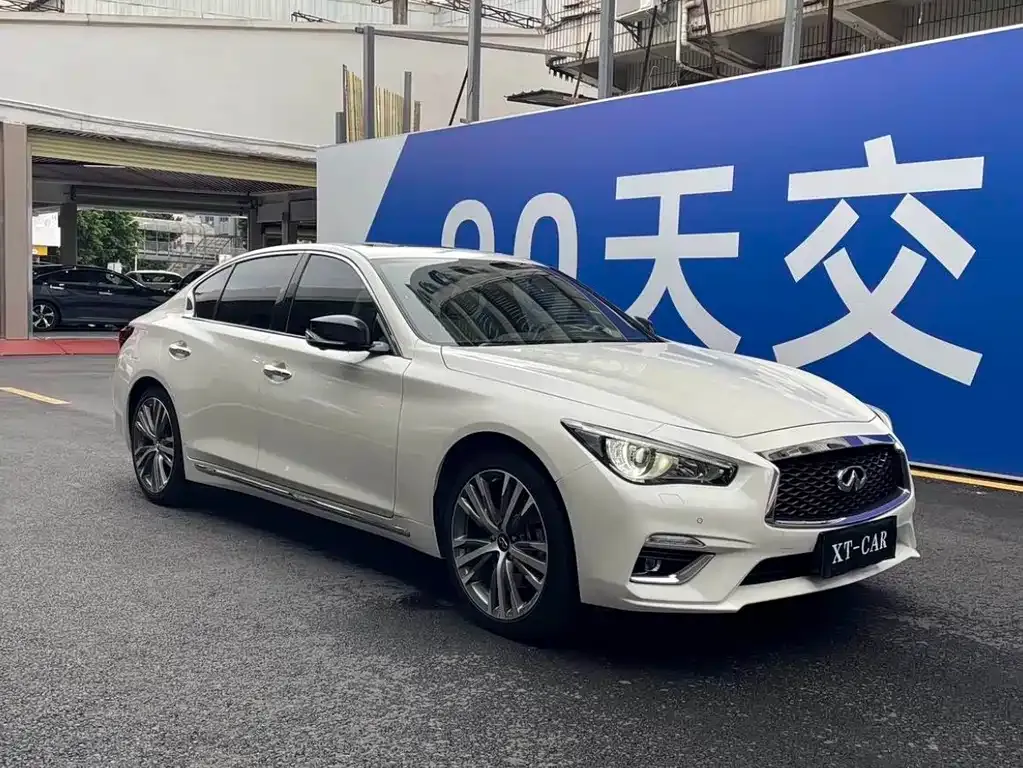 Infiniti Q50L — фото 10