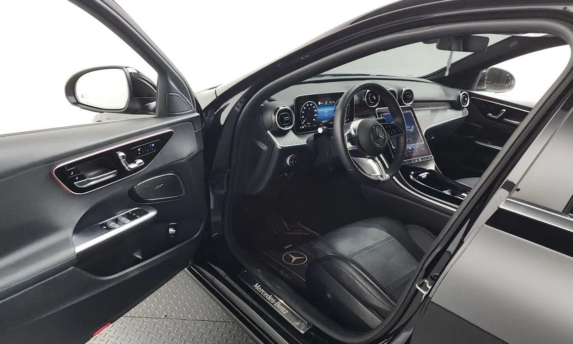 Mercedes-Benz C-Class 2024 из KR, фото 8