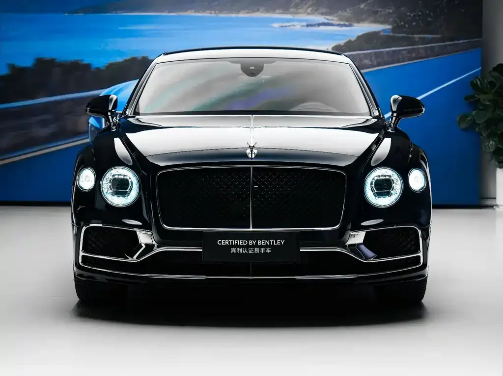 Bentley Flying Spur PHEV — фото 8