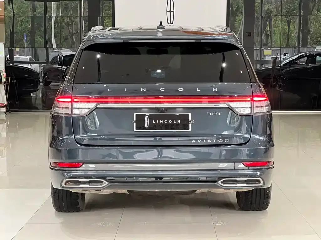 Lincoln Aviator — фото 6