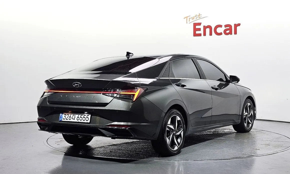 Hyundai AVANTE — фото 5