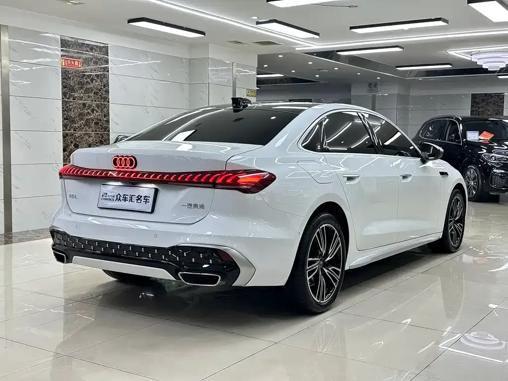 Audi A5L — фото 9