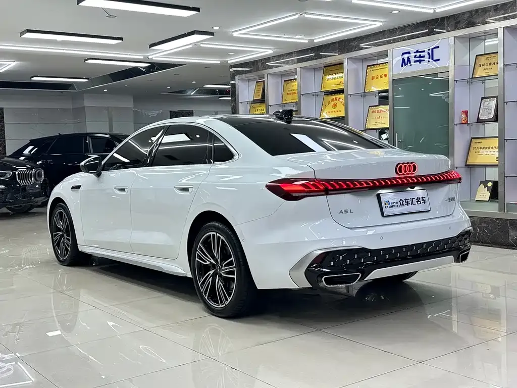 Audi A5L — фото 7