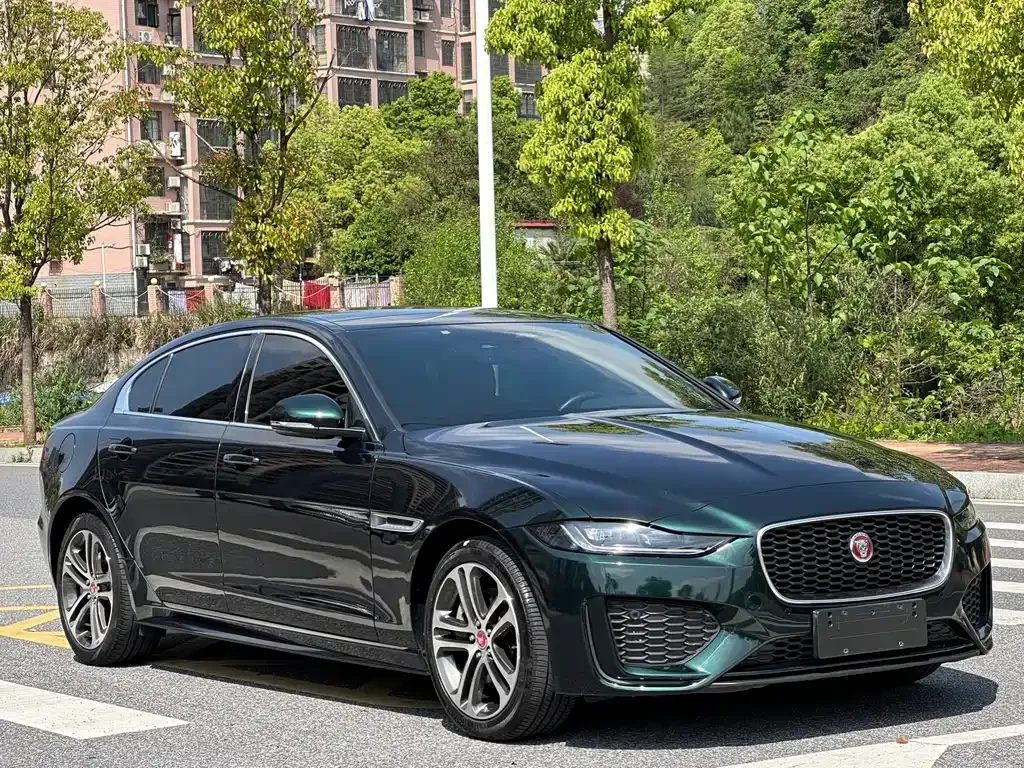 Jaguar XEL — фото 10
