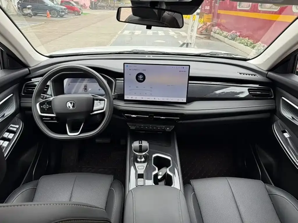 Changan CS75 2025 из CN, фото 4