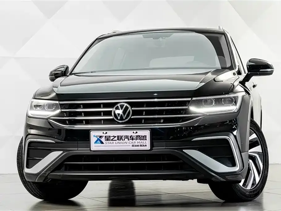 Volkswagen Tiguan L — фото 7
