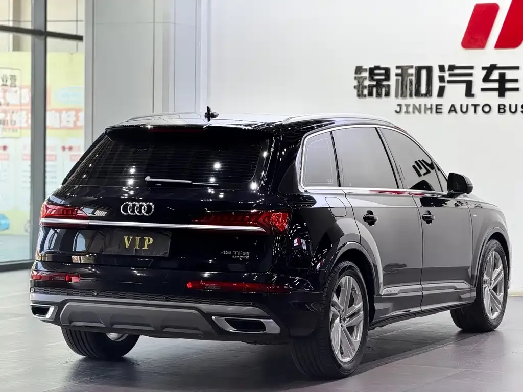 Audi Q7 — фото 2
