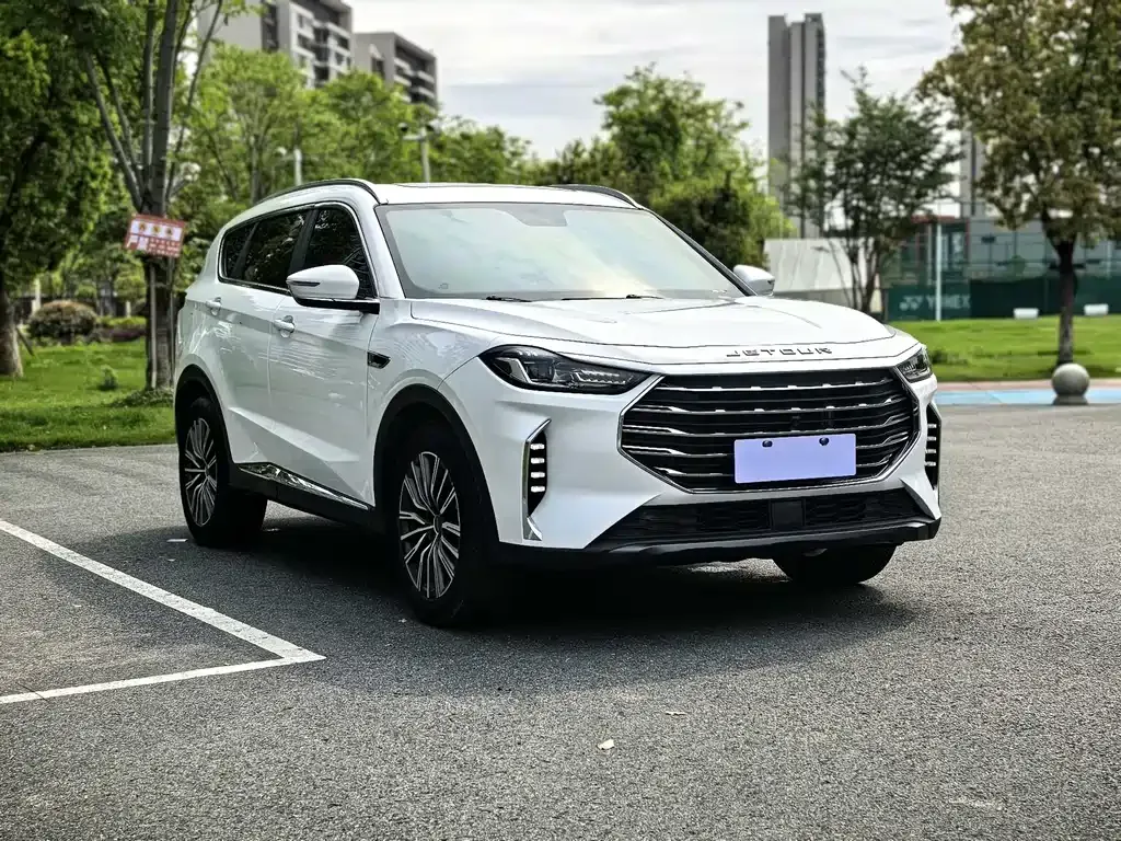 Jetour X70 PLUS — фото 10