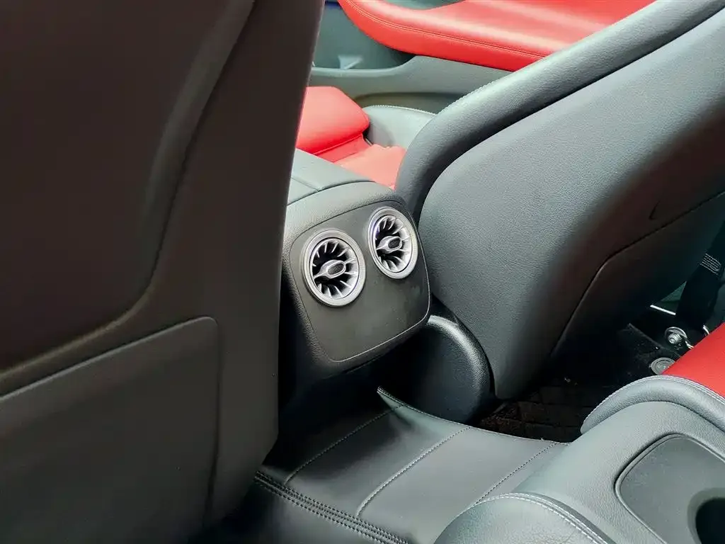 Mercedes-Benz E-Class (Import) — фото 6