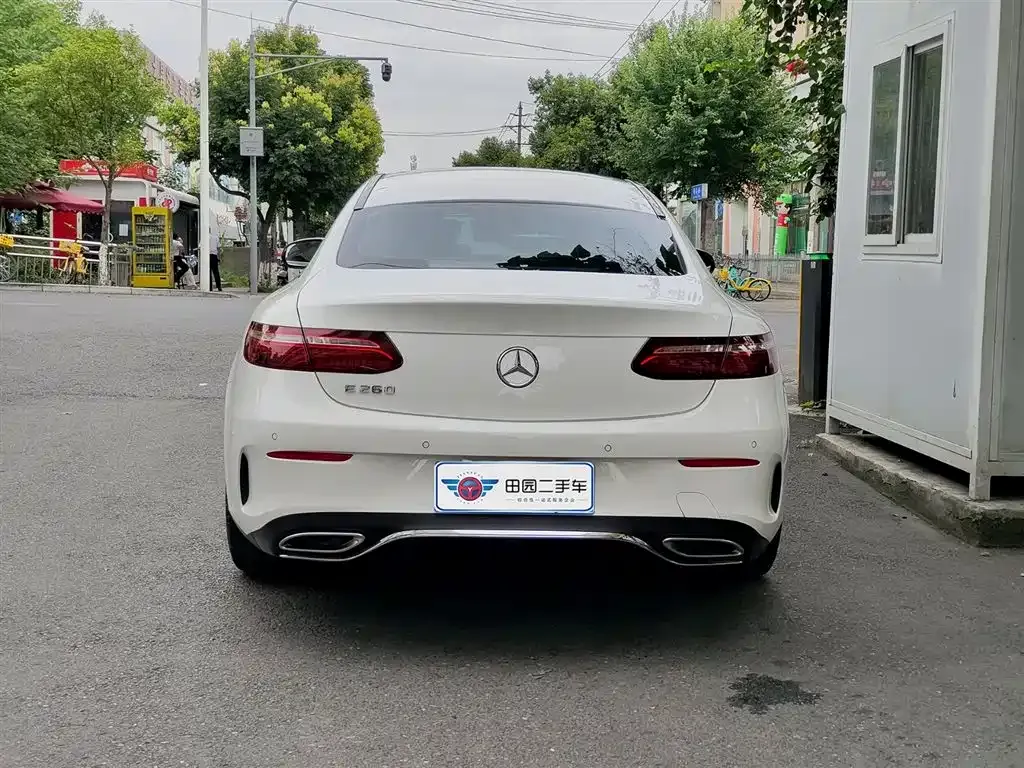 Mercedes-Benz E-Class (Import) — фото 8