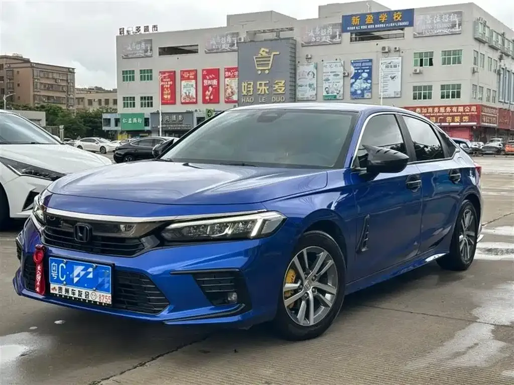 Honda Civic — фото 1