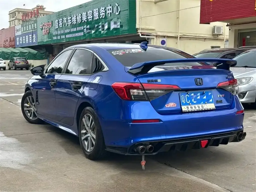 Honda Civic — фото 8