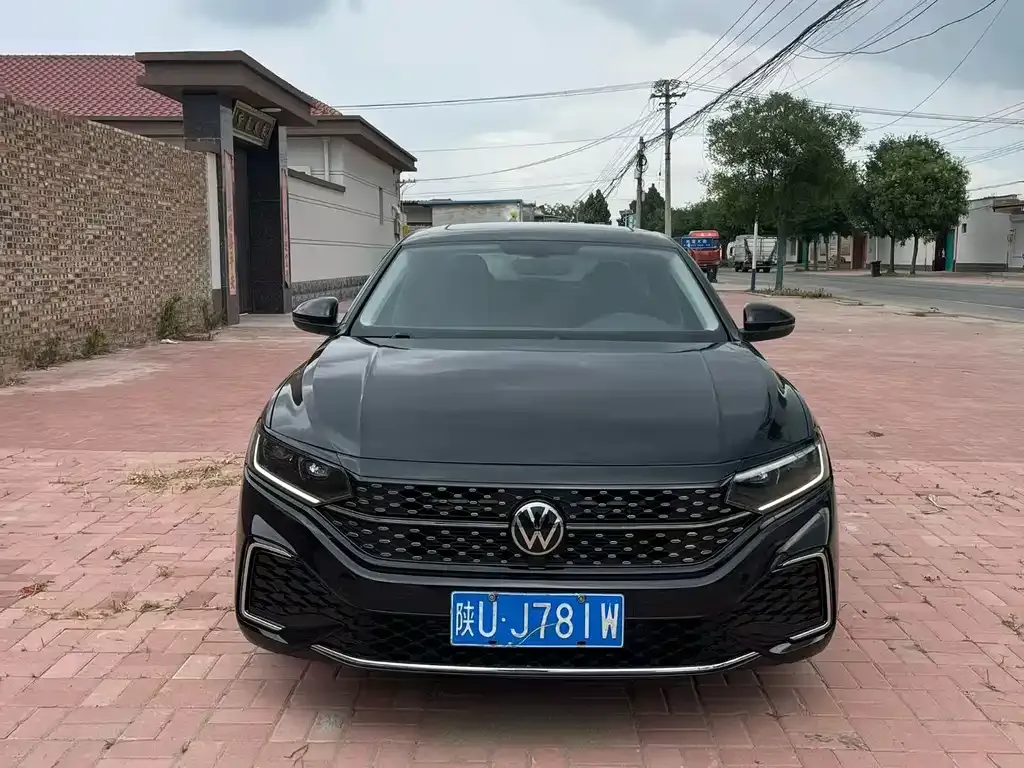 Volkswagen Passat — фото 2
