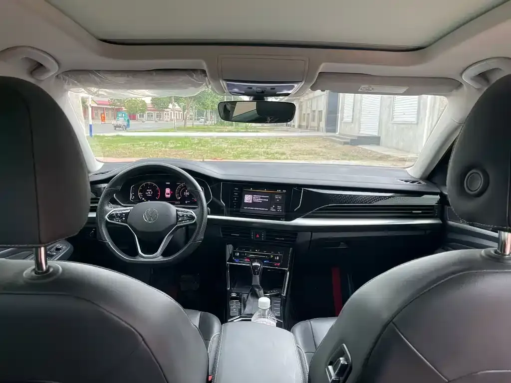 Volkswagen Passat — фото 9