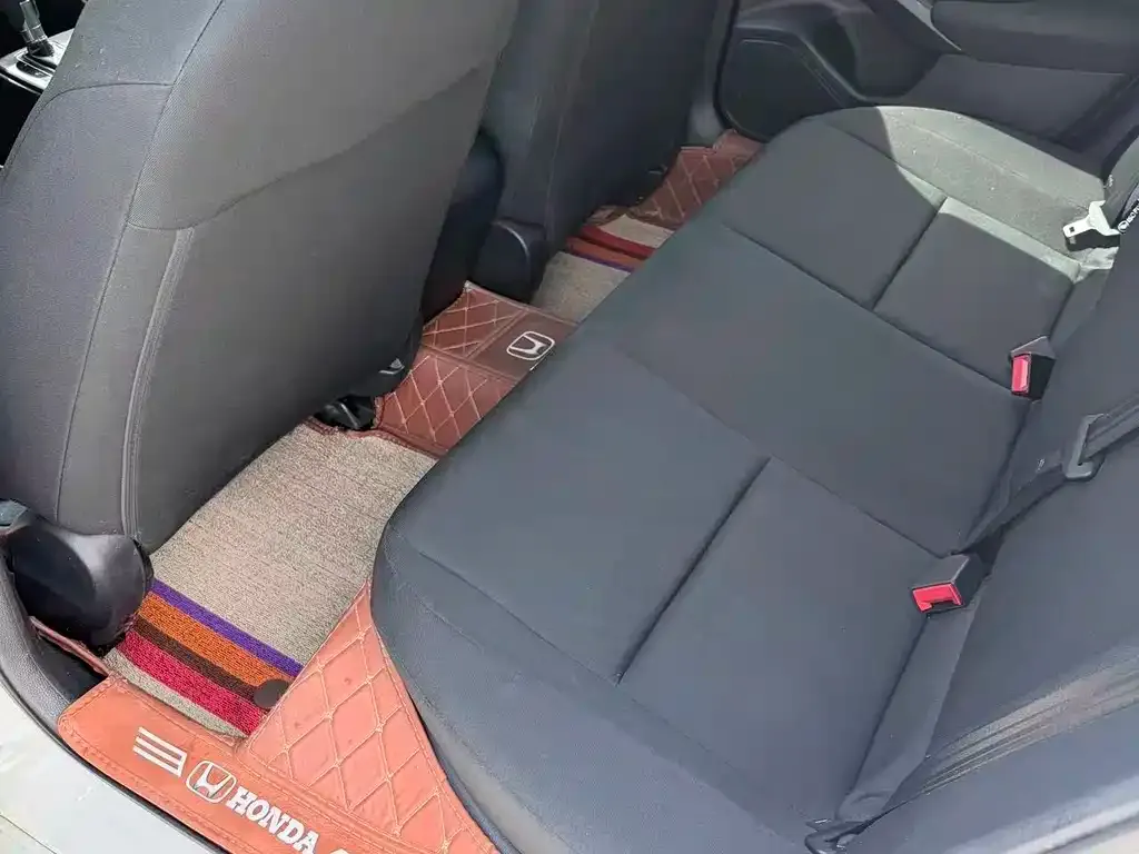 Honda Civic — фото 5