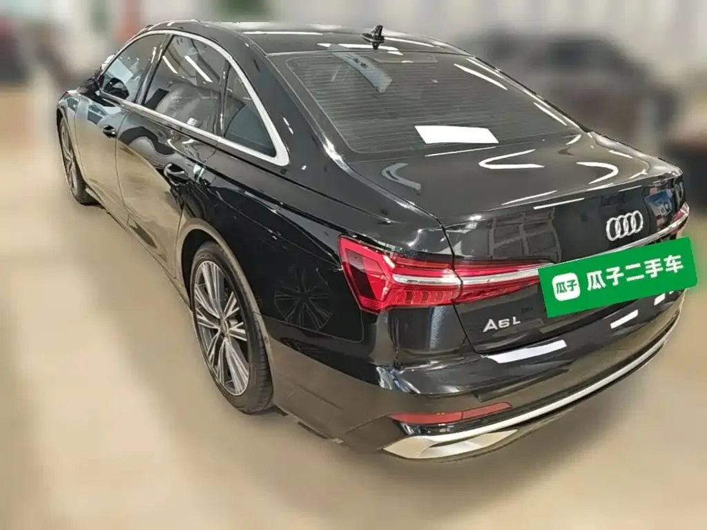 Audi A6L — фото 10