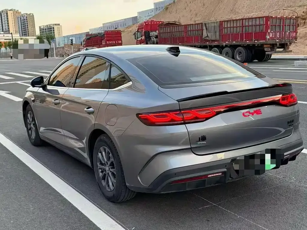BYD Qin L — фото 3