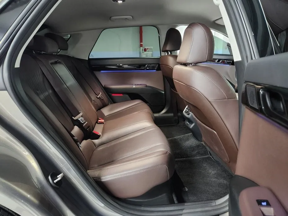 Hyundai Grandeur 2023 из KR, фото 2