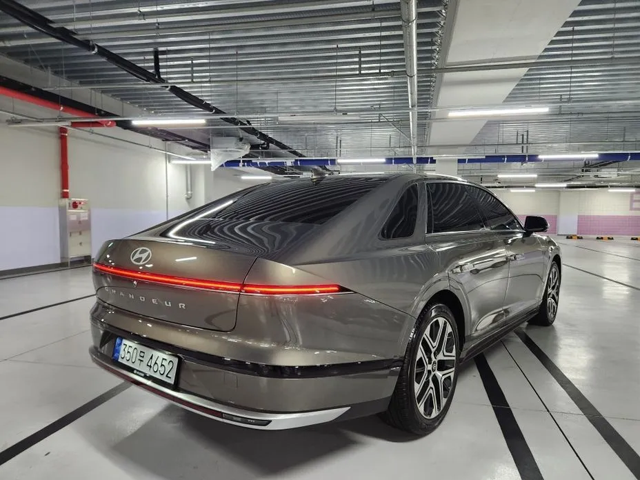 Hyundai Grandeur 2023 из KR, фото 3