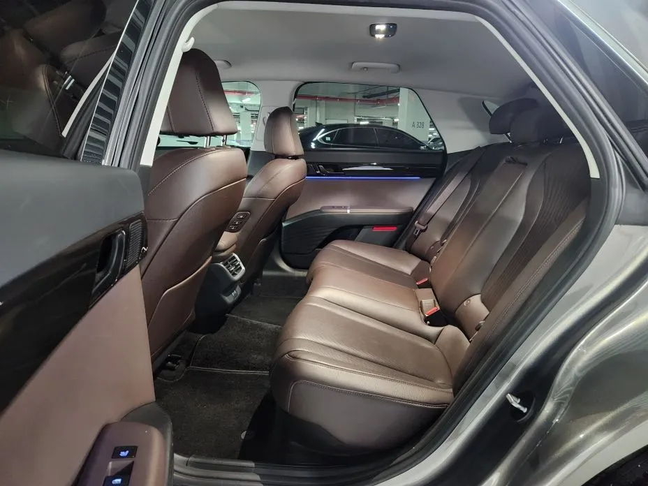 Hyundai Grandeur 2023 из KR, фото 4