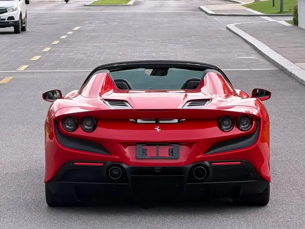 Ferrari F8 — фото 2