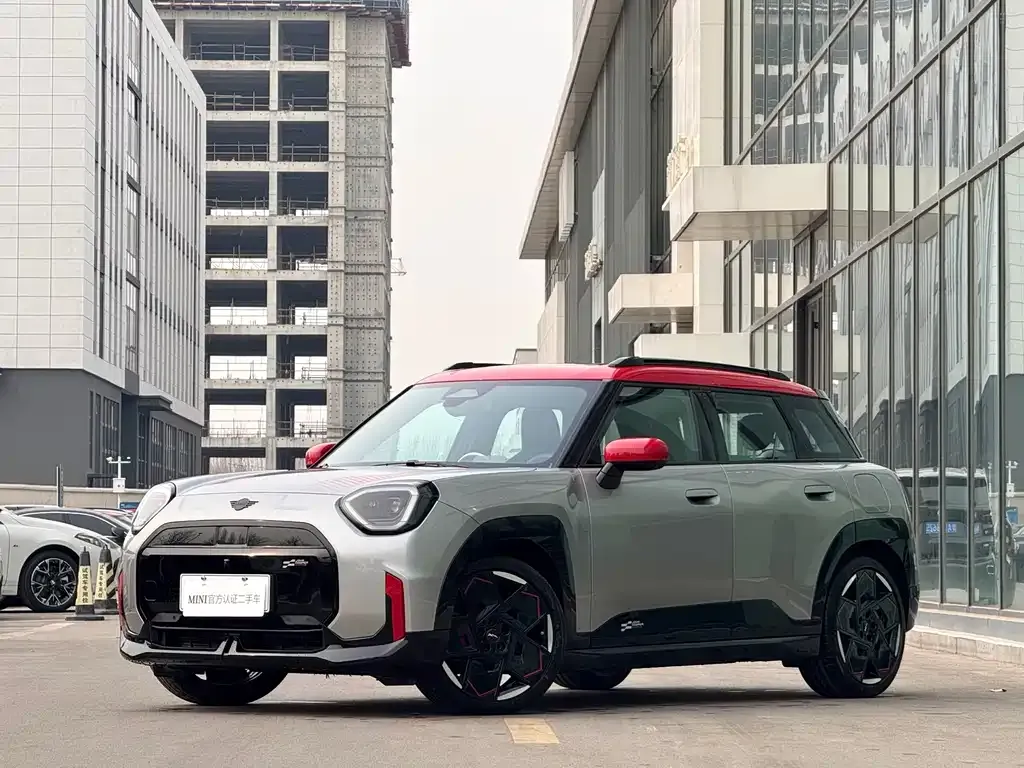 MINI Aceman JCW Electric — фото 1