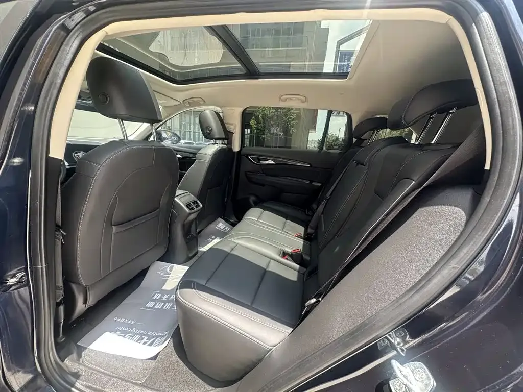 Buick Envision Plus — фото 6