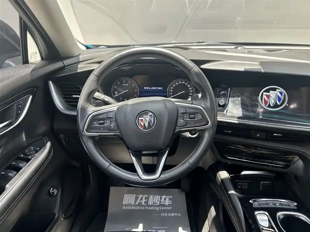 Buick Envision Plus — фото 5