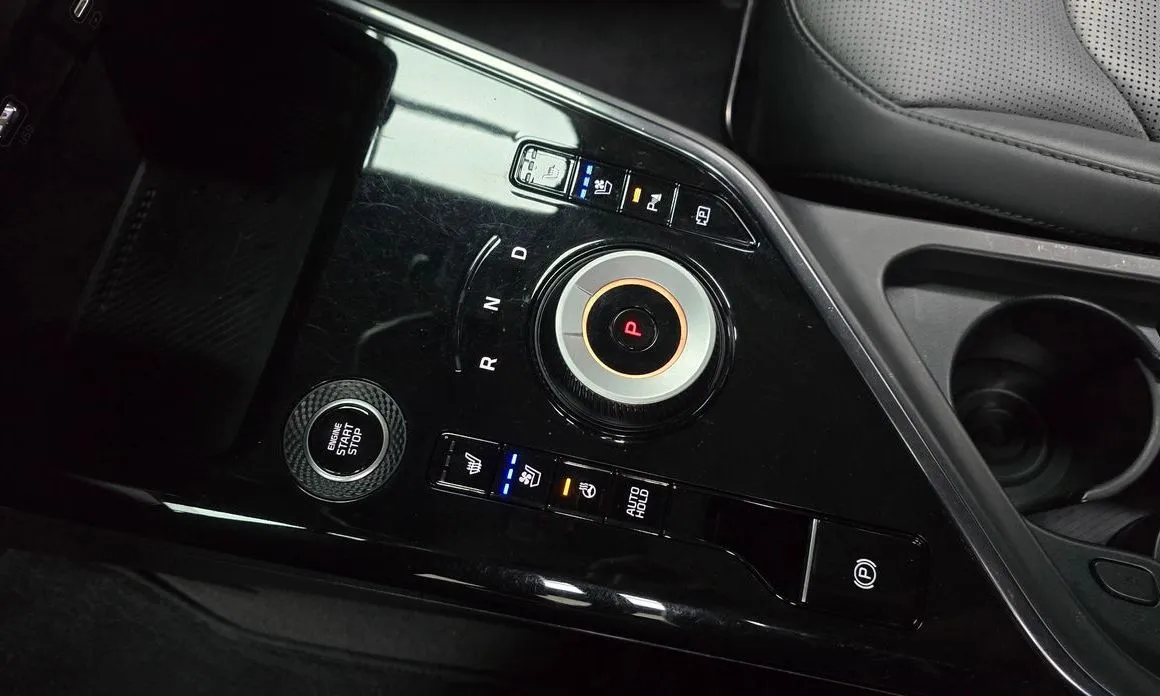 Kia Niro — фото 8