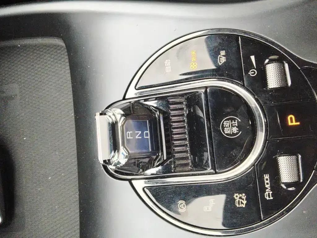 BYD Seal — фото 6