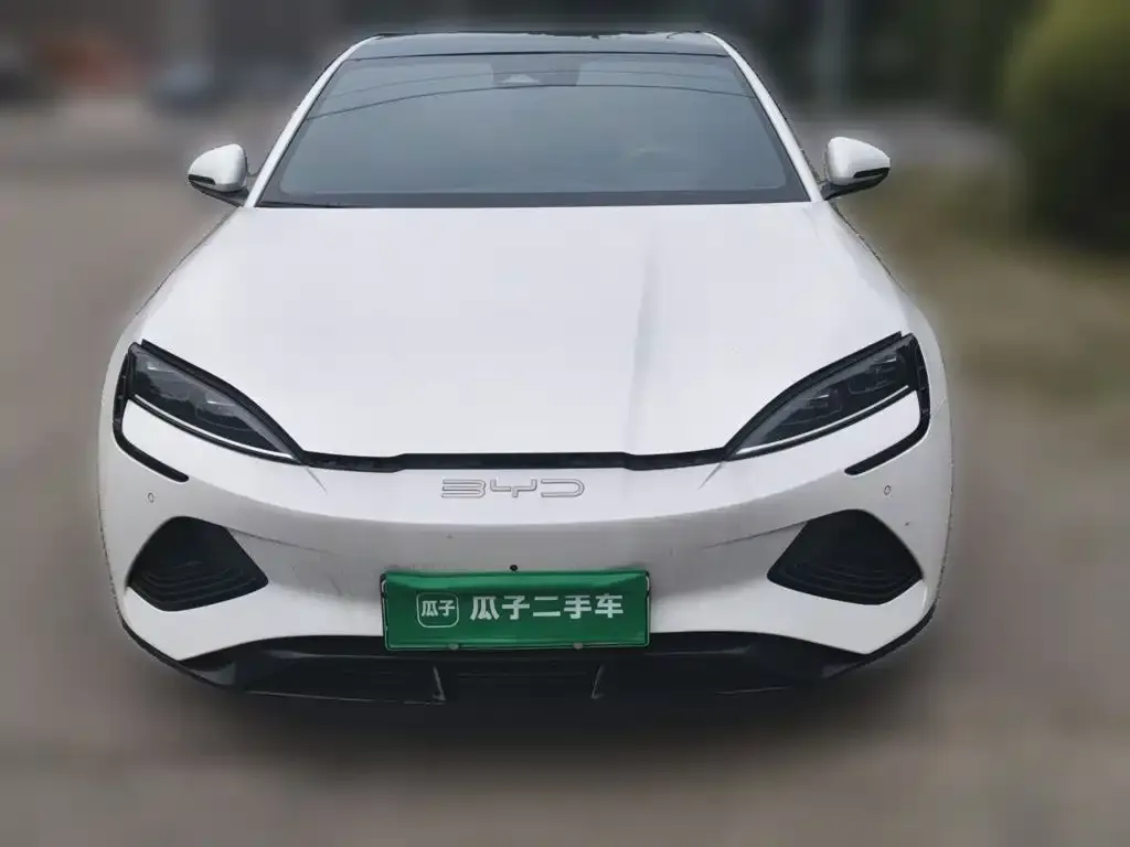 BYD Seal — фото 3