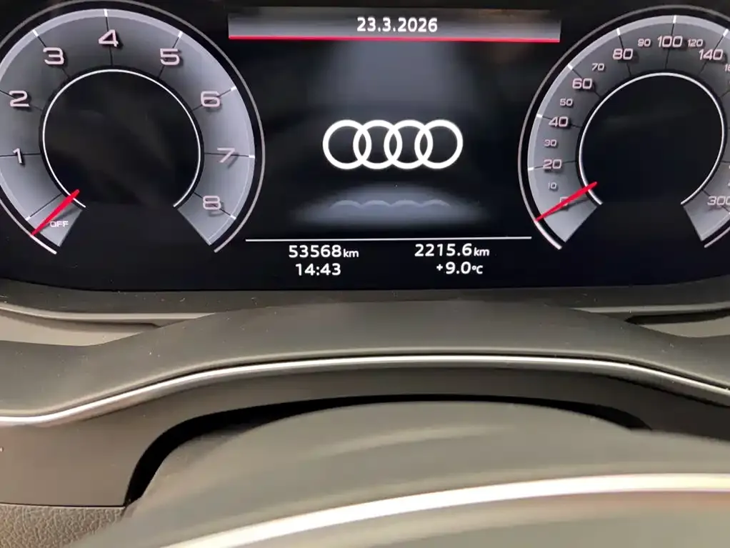 Audi A6L — фото 8