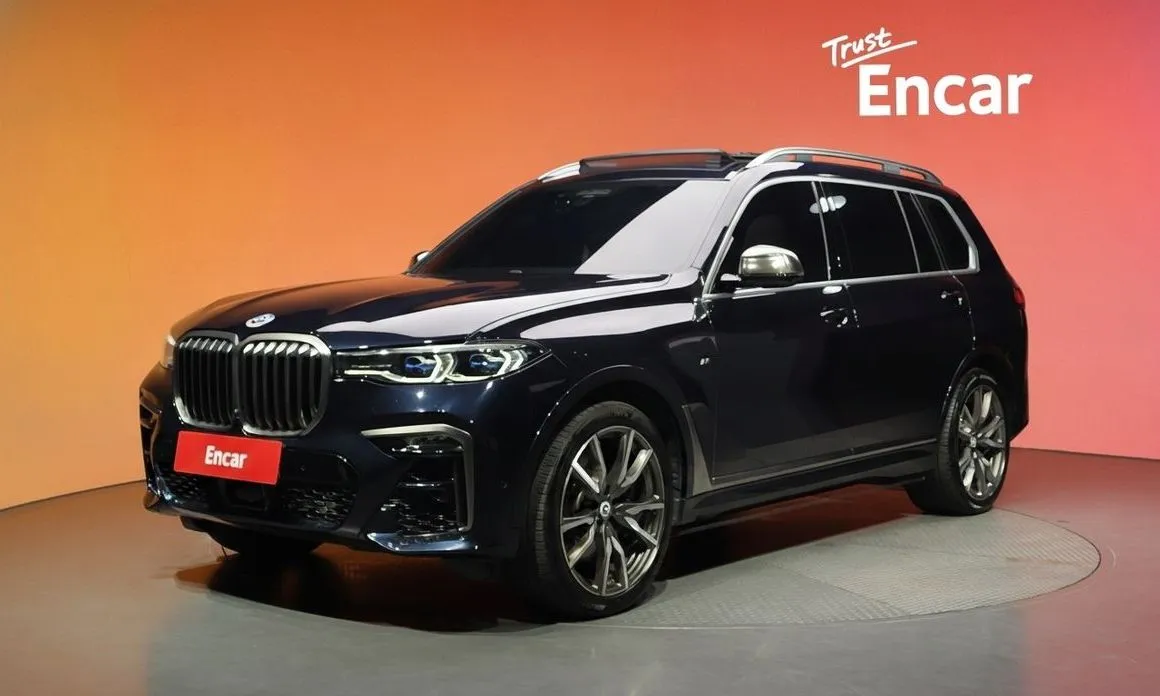BMW X7 — фото 1