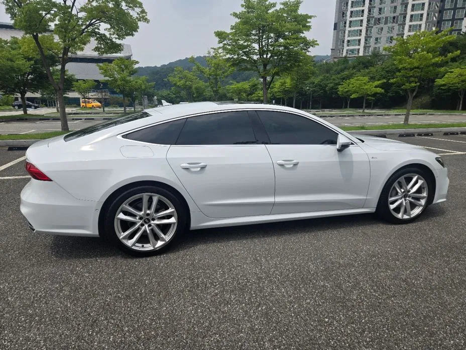 Audi A7 — фото 4