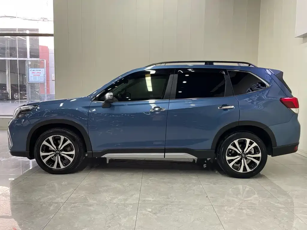 Subaru Forester 2021 из CN, фото 3