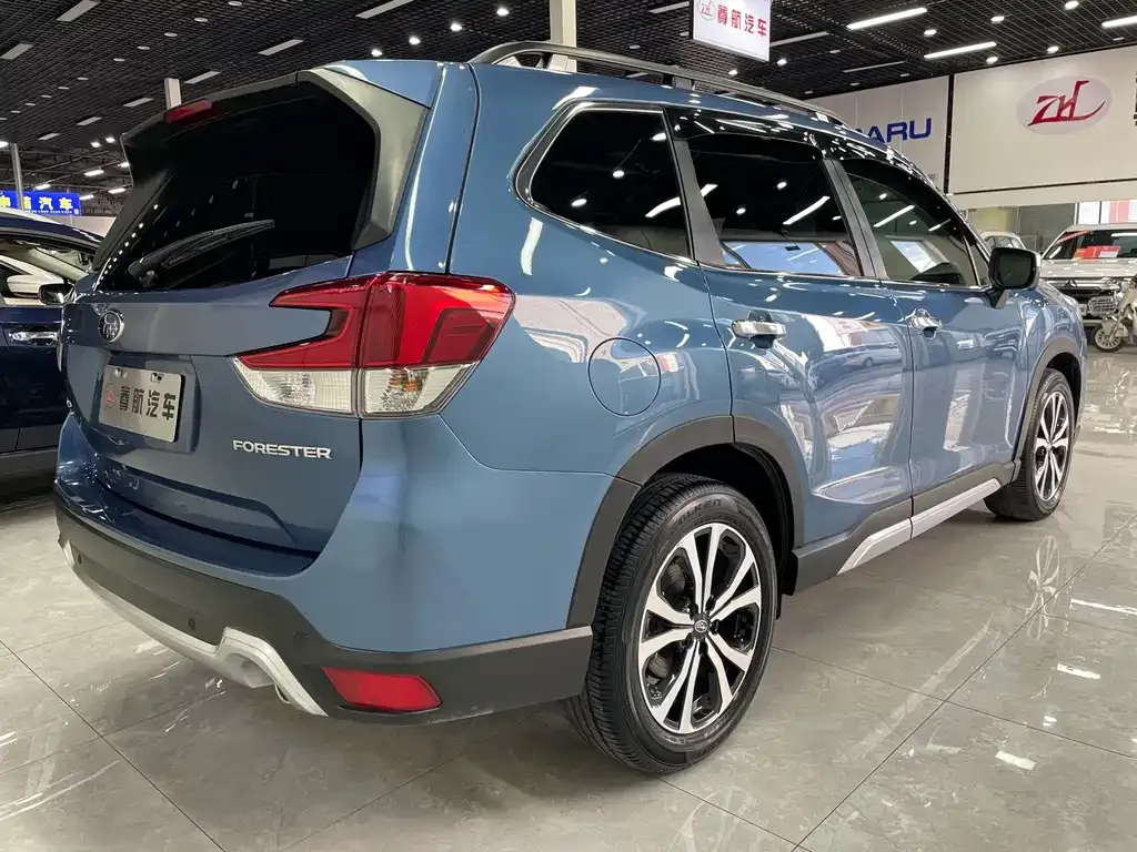 Subaru Forester 2021 из CN, фото 7