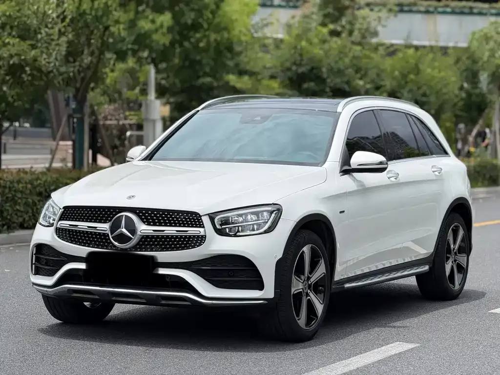 Mercedes-Benz GLC — фото 1